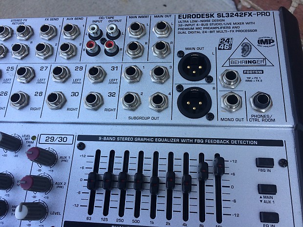 Behringer Eurodesk SL3242FX-PRO Mixer Silver