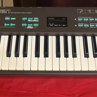 Yamaha DX21 Programmable Algorithm Synthesizer 1985 - Black