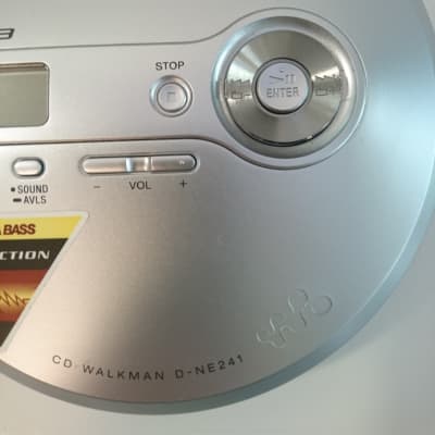 SONY D-NE241 Portable CD Player Walkman Discman - Working Perfectly image 4