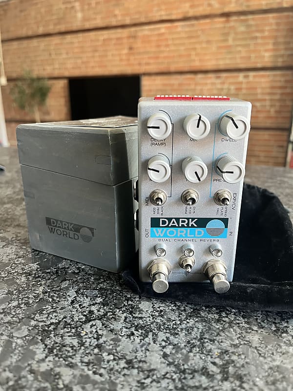 ギター Chasebliss audio DARK WORLD Chase Bliss Audio Dark World Dual Channel Reverb Demo - YouTube