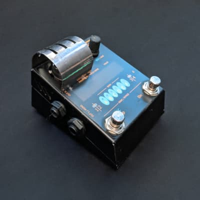 AMT Electronics TH-1 Tube Hall⚡SERVICED⚡RARE Analog-Digital DSP tube Reverb guitar pedal image 4