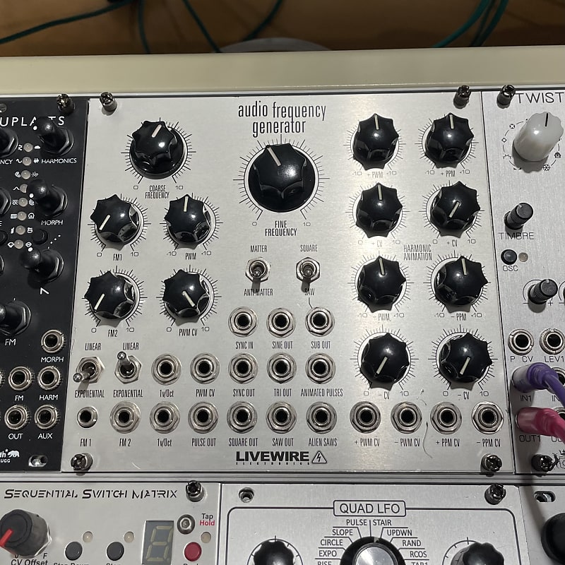 鍵盤楽器 Livewire Audio Frequency Generator Livewire AFG / Audio Frequency Generator | Reverb