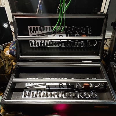 MDLR Eurorack case 12U/104HP Performer Series Pro.