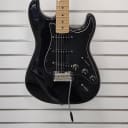 Fender Special Edition Player Stratocaster with Maple Fretboard Black On Black 2019