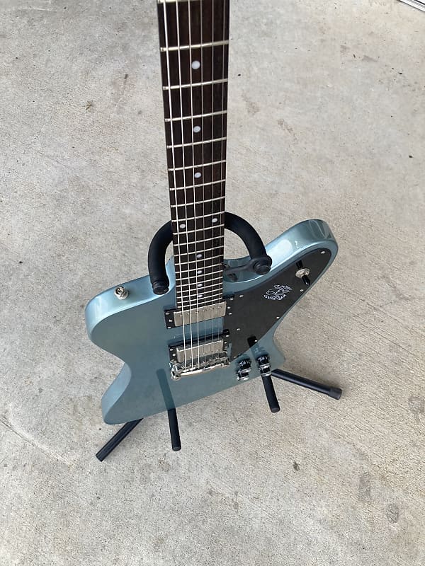 Epiphone Custom Shop Firebird HH Pelham Blue electric guitar - Pelham Blue  Lake Placid