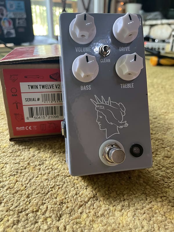 JHS Twin Twelve V2