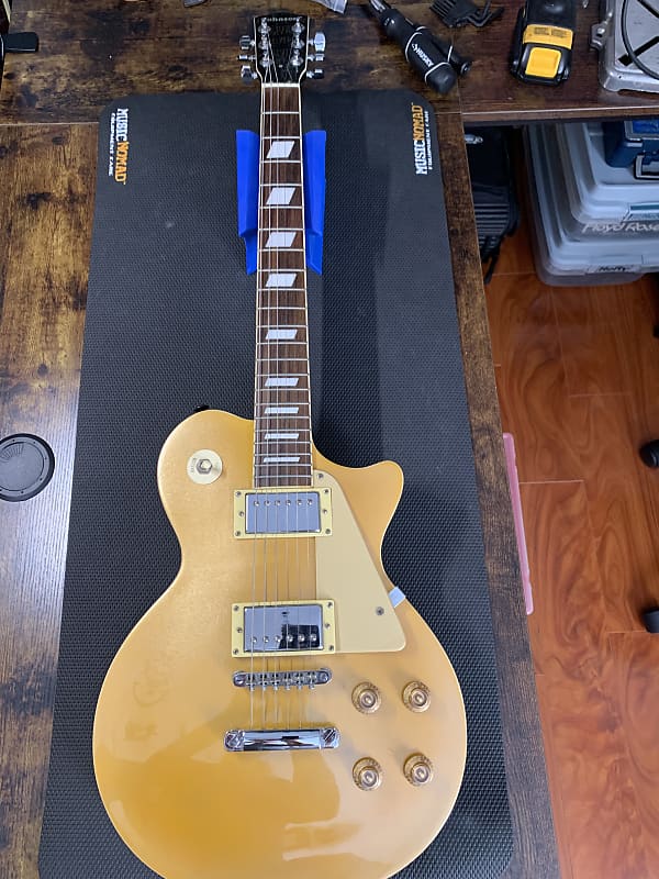 Johnson les paul deals guitar