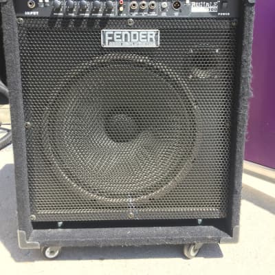 Fender Rumble 100 Bass Combo Amp (w/casters) image 1