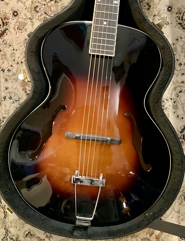 The Loar LH-700 | Reverb Canada