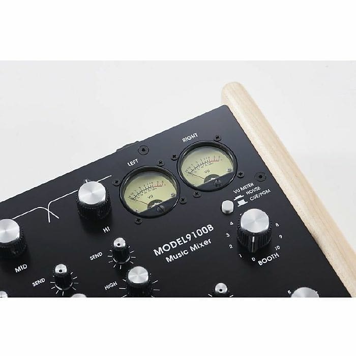 Alpha Recording System MODEL9100BW Limited Edition 4-Channel Rotary DJ  Mixer (wood side panels)