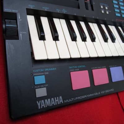 Yamaha PortaSound PSS-780 Synthesizer Keyboard TESTED FREE