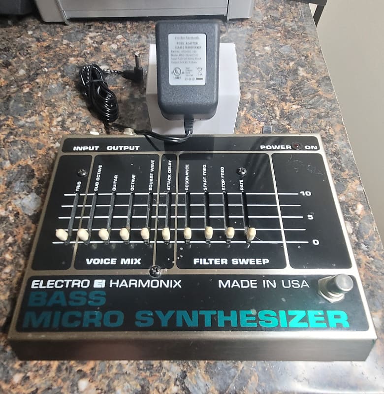 Electro-Harmonix Bass Micro Synthesizer