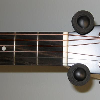 Eastman E3DE Dreadnought Acoustic Electric Guitar w/Gig Bag image 4