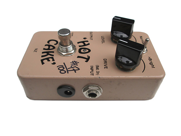 CROWTHER AUDIO Hot Cake’77 Re-issue mini CROWTHER AUDIO Hot Cake Old Circuit vs V2 vs '77 Re-Issue
