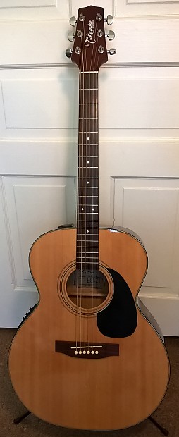 Takamine EG 230 Acoustic Electric Guitar Exc Cond. EQ Volume Controls w Original HSC Manuals