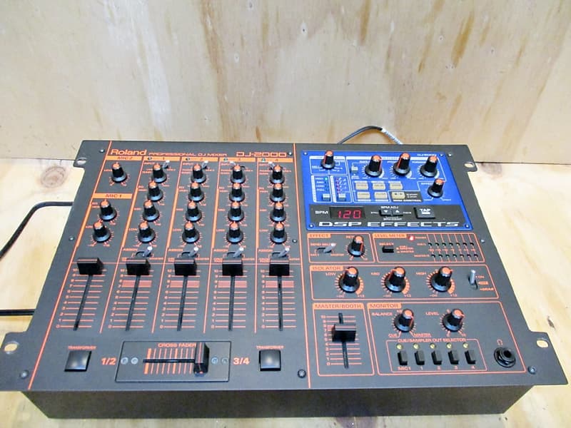 Unused Roland DJ-2000 DJ mixer [Free Shipping]
