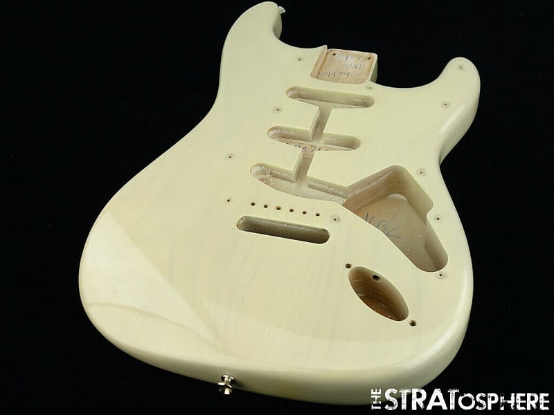 Vintage 60 NOS USA Fender Custom Shop Stratocaster BODY Vintage 60 NOS USA Fender Custom Shop Stratocaster BODY