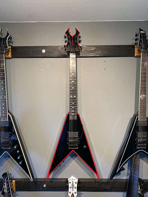 BC RICH JRVRBO JRV Icon Pat O'Brien - Muziker
