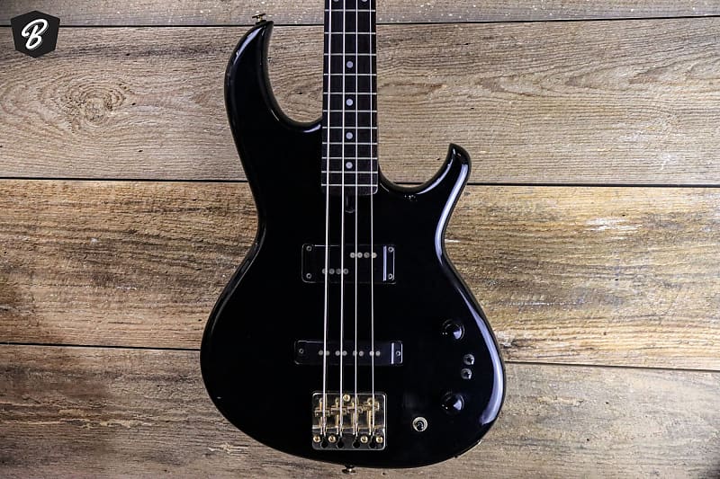 Aria Pro II RSB Deluxe 4-String Bass in Black Gloss