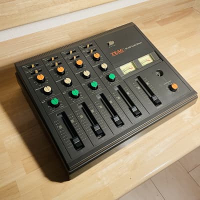 TASCAM (TEAC) M-09 4 Channel Analog Mixer / great EQs and TASCAM (TEAC) M-09 4 Channel Analog Mixer / great EQs and