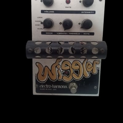 Electro-Harmonix Wiggler Tube Vibrato / Tremolo Pedal | Reverb