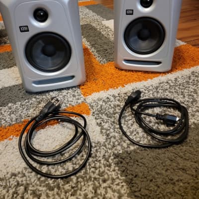 KRK RPG2 Rokit 5 Limited Edition White Studio Monitors (Pair) | Reverb