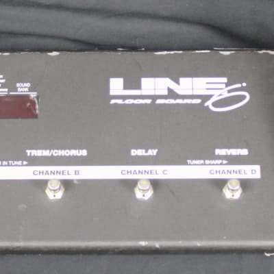 Line 6 POD + Floorboard w/ Power Supply & Carrying Case image 3