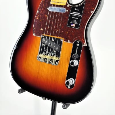 Fender American Professional II Telecaster 3-Color Sunburst Ser#US20073772 image 5