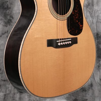 Martin 000-28 Modern Deluxe Acoustic Guitar Bild 2