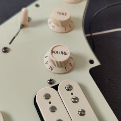 Fender American Deluxe Loaded Pickguard W/ S-1 Switch image 3