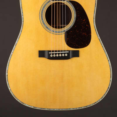 Martin(マーチン) D-41 standard 2022年製 Amazon.com: Martin Guitar Standard Series Acoustic Guitars