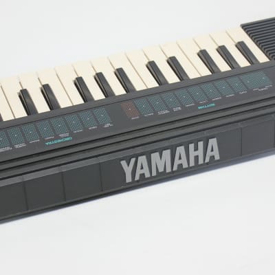 Vintage Yamaha Portasound Keybaord Synth PSS 130 Synthesizer Lo Fi image 3