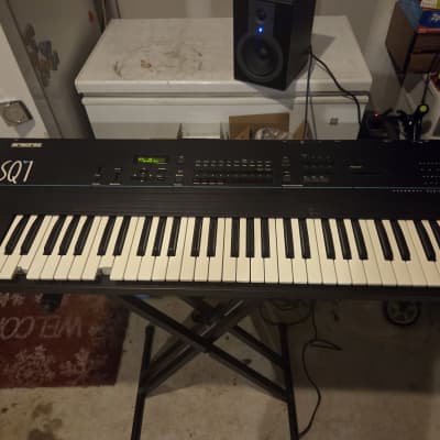 Ensoniq ESQ-1 Wave Synthesizer 1986 - Black