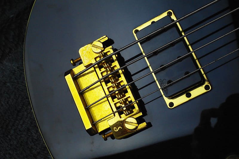 Rockoon RCB-69 by Kawai Schaller Made in Japan 80-90's w/Gig