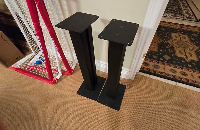 Target HR70 (Metal Speaker Stands)  			