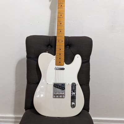 Fender Classic Series '50s Telecaster Nitro Lacquer MN 2TSB | Reverb