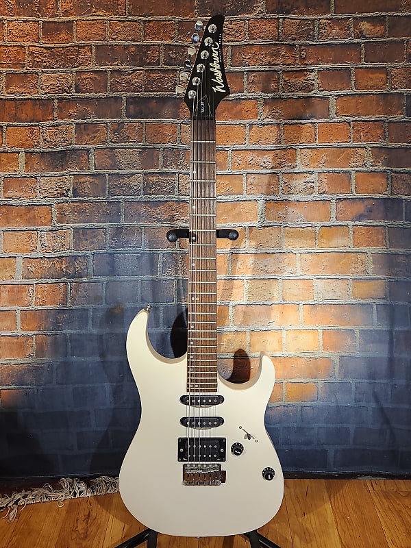 Washburn MG20 Mercury Series White Free Set & Bag | Reverb