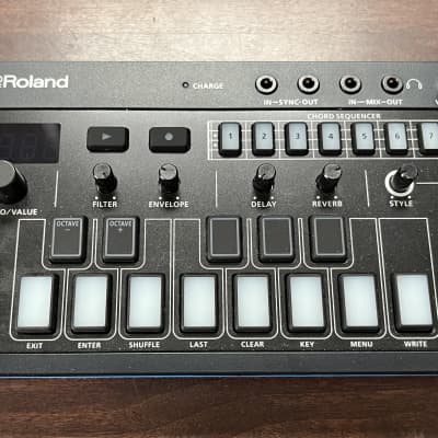 Roland J-6 AIRA Compact Chord Synthesizer | Reverb