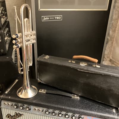 【希少】旧西ドイツ製 HUTTEL ヒュッテル LINE700 トランペット 2025年最新】huttl LINE700の人気アイテム - メルカリ