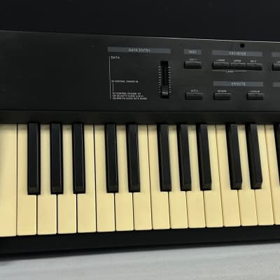 ROLAND A-33 MIDI Keyboard Controller 76Key Used | eBay