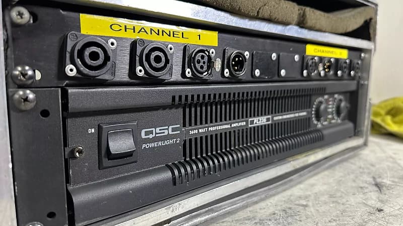 QSC PL236 パワーアンプ 1× QSC Powerlight 2 PL236 3600 Watt Professional Amplifier