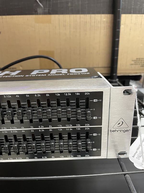 Behringer FBQ3102 Ultragraph Pro EQ