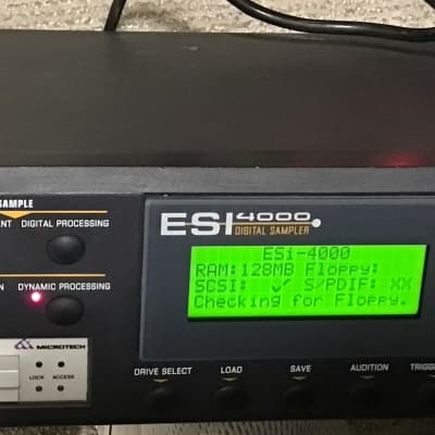 E-MU Systems ESI 4000 Rackmount 128 meg with 4gig compact flash