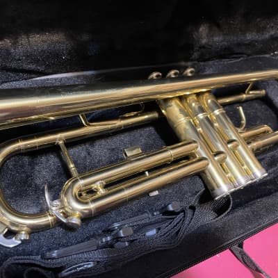 mendini student grade trumpet w/case and mouthpiece image 10