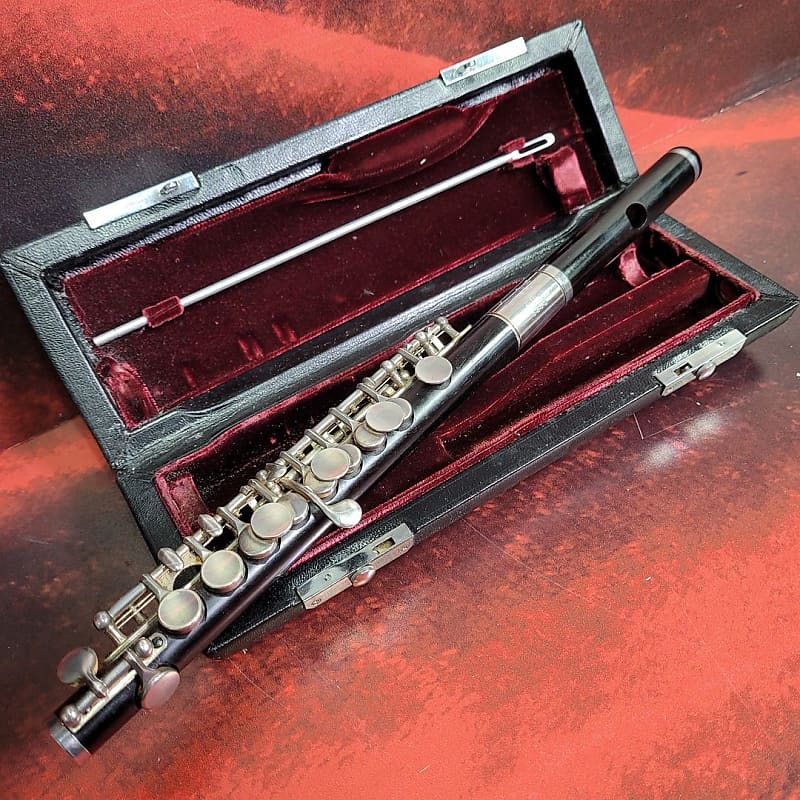Gemeinhardt Wood Piccolo - Model 4WSSK