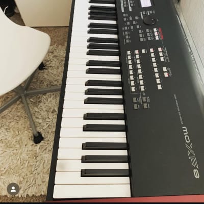 最終値下げ YAMAHA MOXF8 88鍵モデル シンセサイザー YAMAHA MOXF8 ワークステーションシンセサイザー 88鍵盤 送料