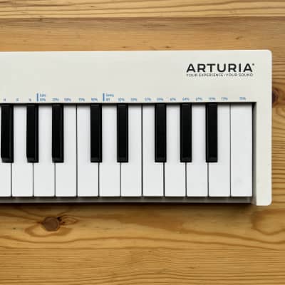 Arturia KeyStep 32-Key MIDI Controller White image 4