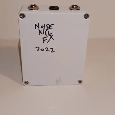 NoiseKICK FX  Cat Fuzz 2022 (Limited Edition White) image 2