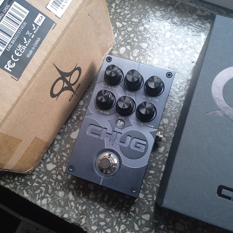 Solar Chug Pedal Distortion with noise gate Reverb