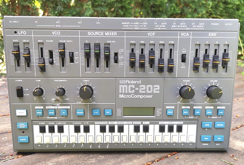 Roland mc-202 Micro computer美品 VXqYacGeNXSxyc7iMh8ivJ.jpg
